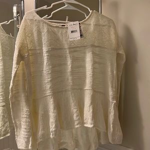 NWT FREE PEOPLE sweater. Color eggshell green people sweater